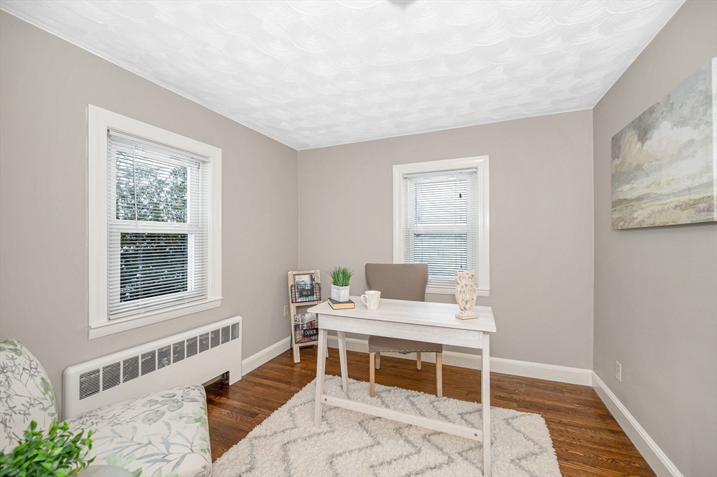 12 Edwin Street Reading, MA 01867 - Photo 17 of 31 Gallery Image 17
