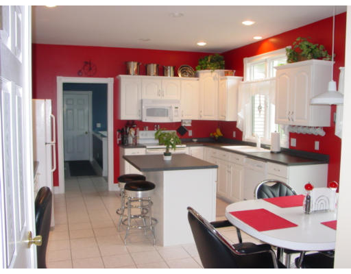 23 Mort Vining Road Southwick, MA 01077 - Photo 11 of 20 Gallery Image 11