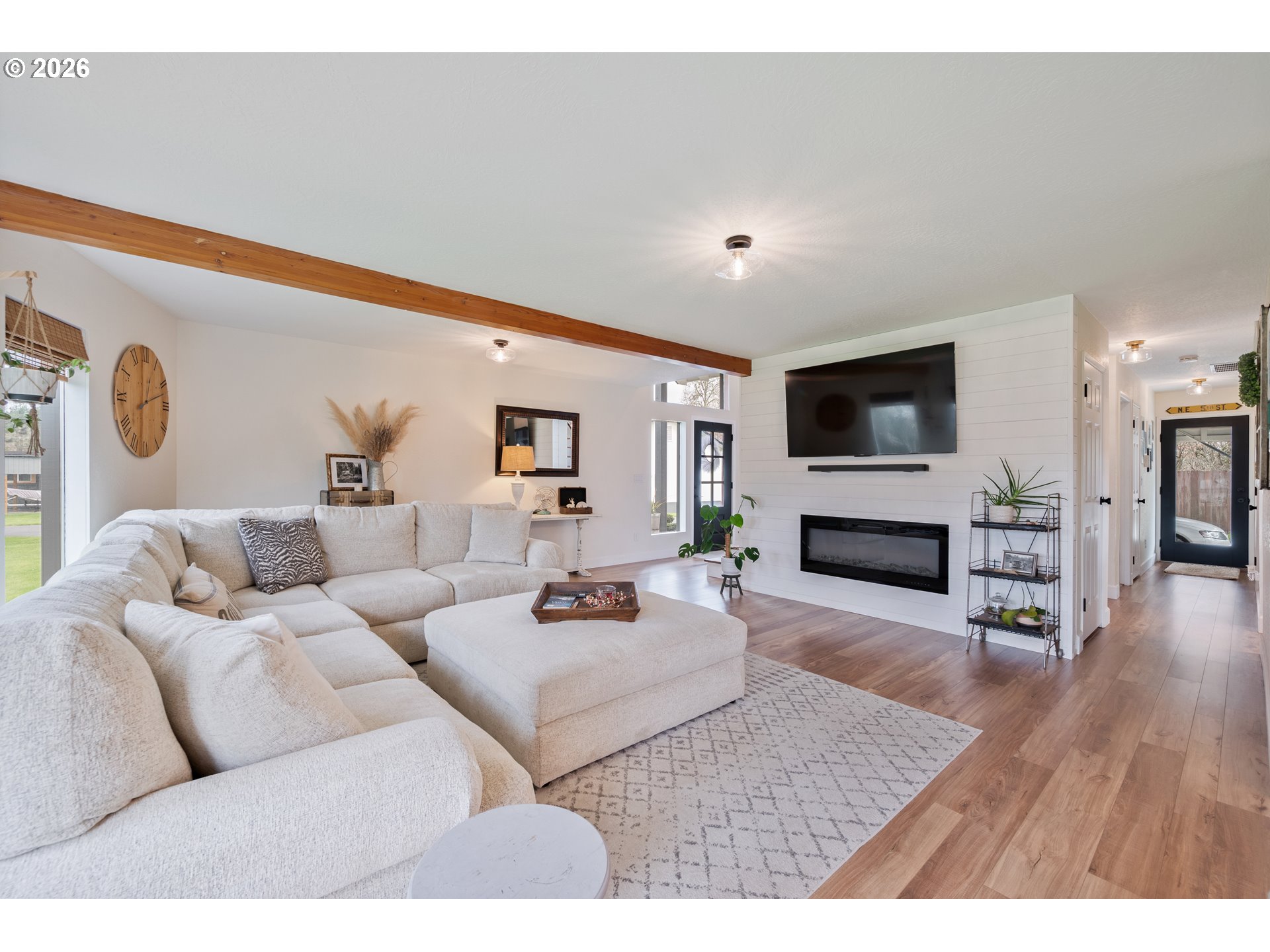 1239 Rose Valley Road Kelso, WA 98626 - Photo 11 of 48 a living room with furniture and a fireplace