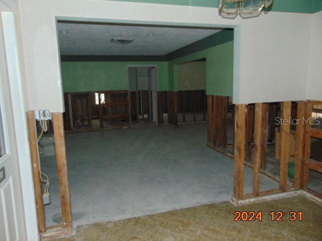 2044 Montana Avenue Northeast St. Petersburg, FL 33703 - Photo 48 of 53 a view of livingroom with furniture