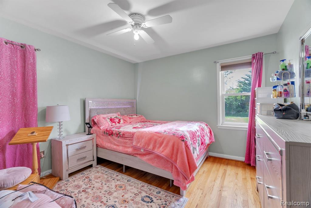 2053 Edgewood Street Dearborn, MI 48124 - Photo 10 of 18