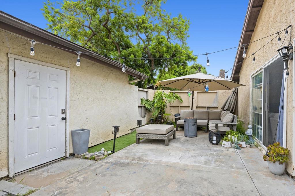 3470 Peach Tree Way Oceanside, CA 92058 - Photo 15 of 21 a backyard view with a seating space