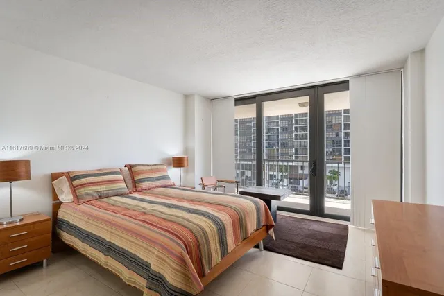 $750,000 | 1915 Brickell Avenue, Unit C506, Miami, FL 33129