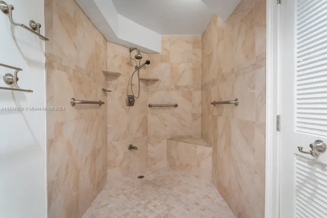 $750,000 | 1915 Brickell Avenue, Unit C506, Miami, FL 33129