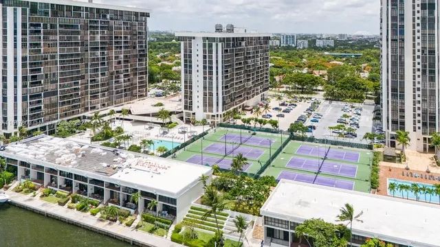 $750,000 | 1915 Brickell Avenue, Unit C506, Miami, FL 33129