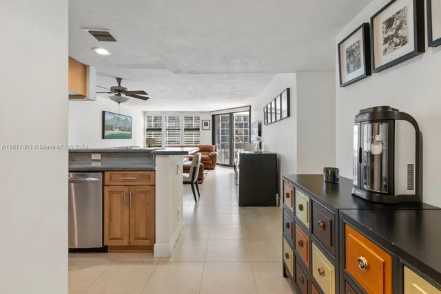 $750,000 | 1915 Brickell Avenue, Unit C506, Miami, FL 33129