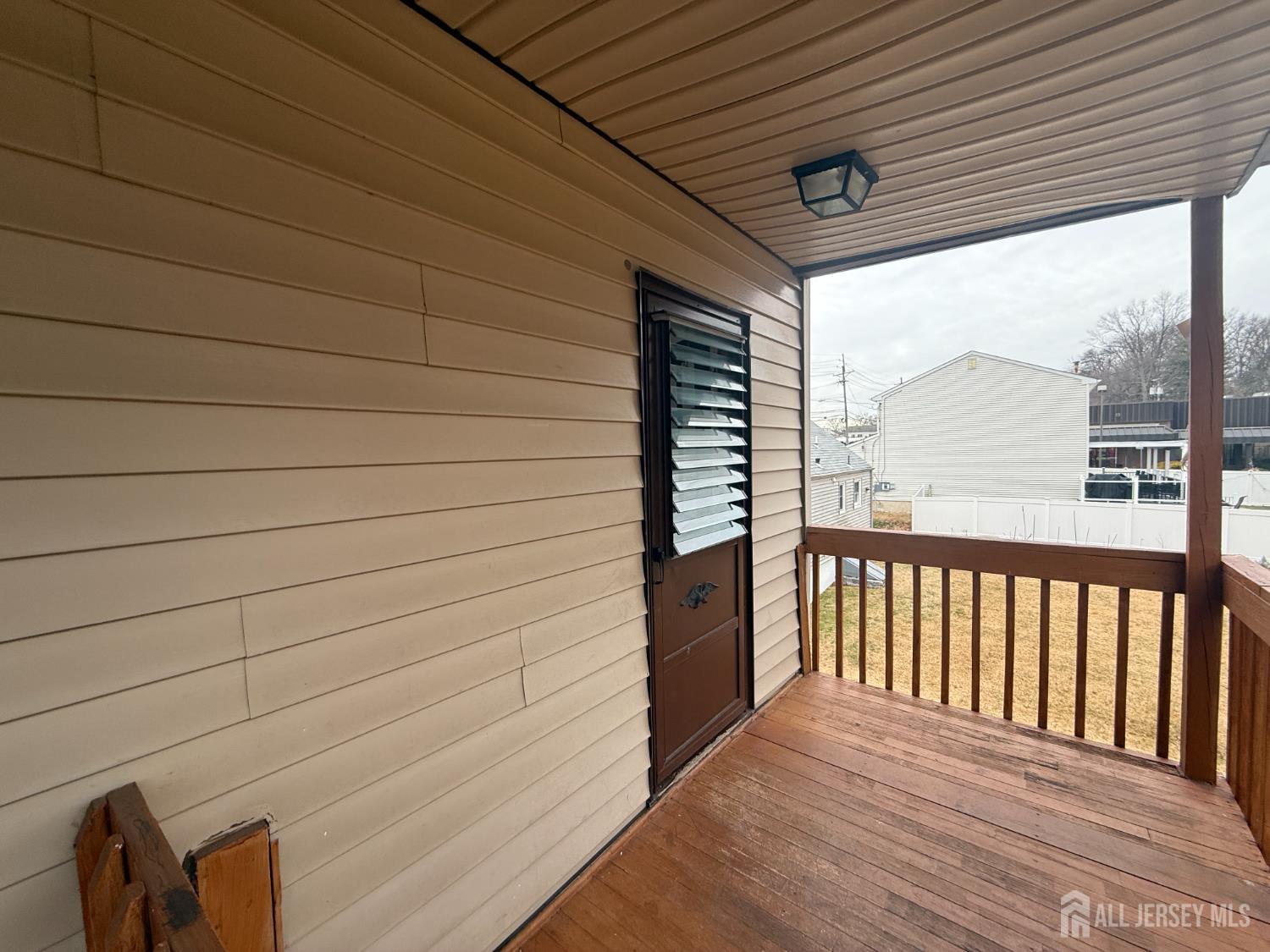 579 Florida Grove Road Perth Amboy, NJ 08861 - Photo 13 of 14 a view of a balcony