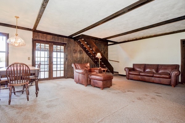 38 West Point Road Webster, MA 01570 - Photo 4 of 30 Gallery Image 4