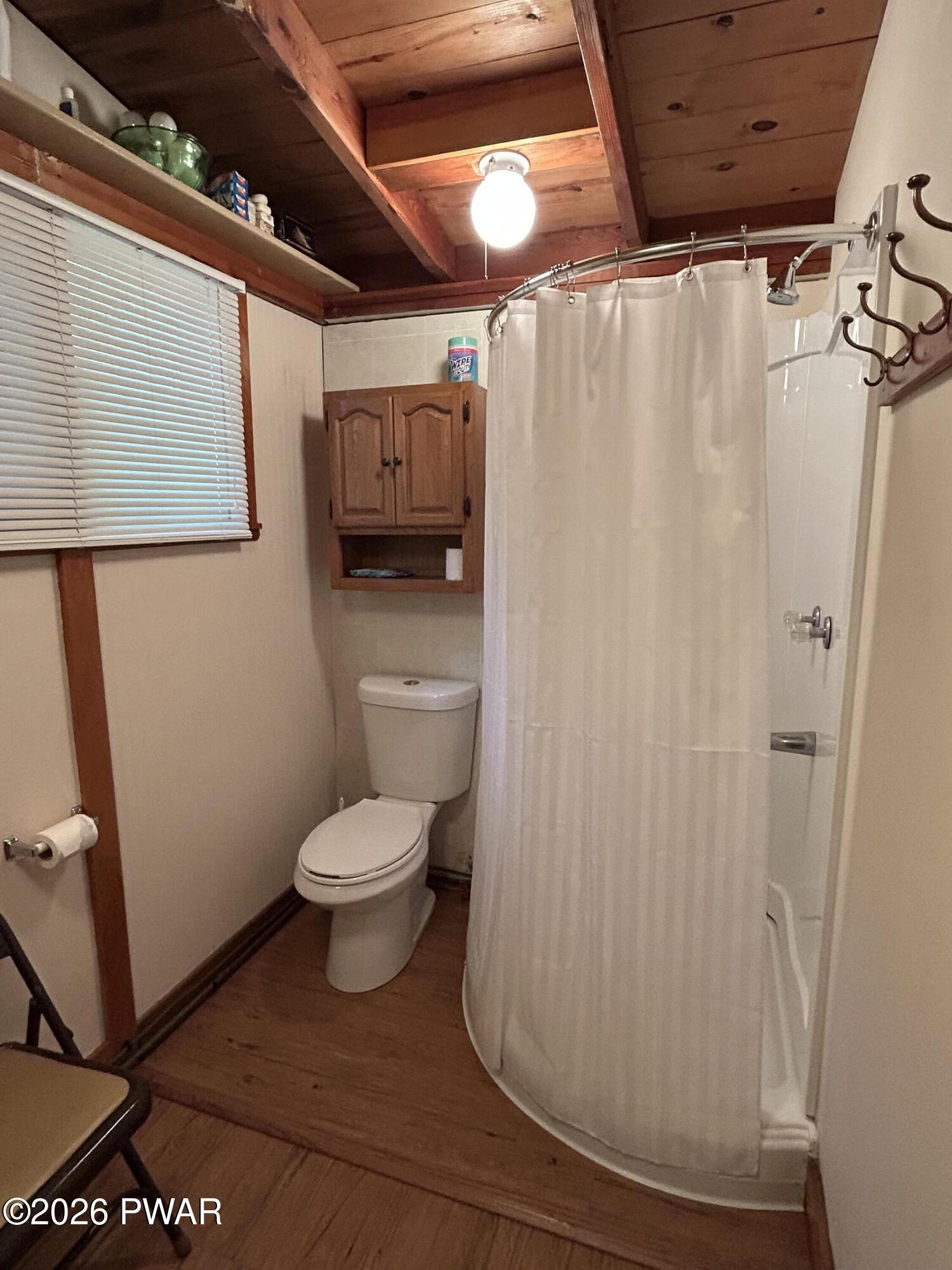 111 Ridgefield Point Road Greentown, PA 18426 - Photo 11 of 61