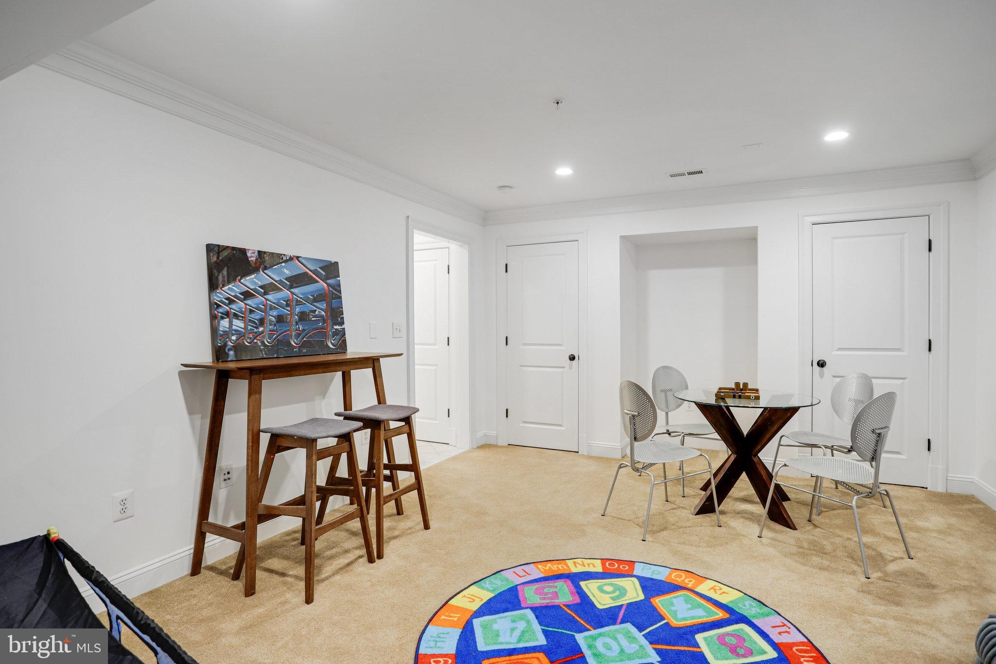8920 Courts Way Silver Spring, MD 20910 - Photo 41 of 52 Family Room