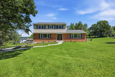 $580,000 | 111 Skyline Drive, Landenberg, PA 19350