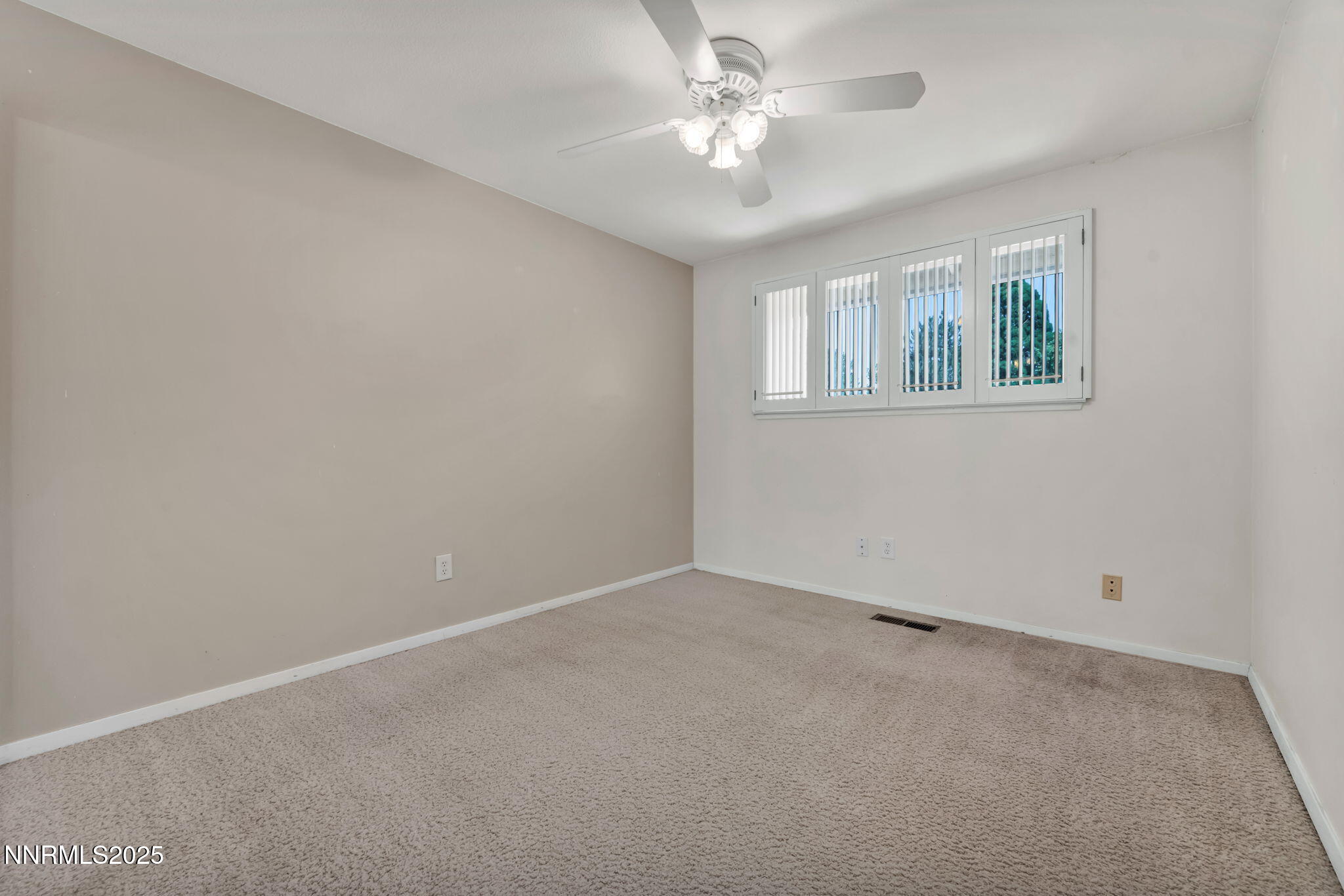 1481 Foster Drive Reno, NV 89509 - Photo 41 of 52 an empty room with a window