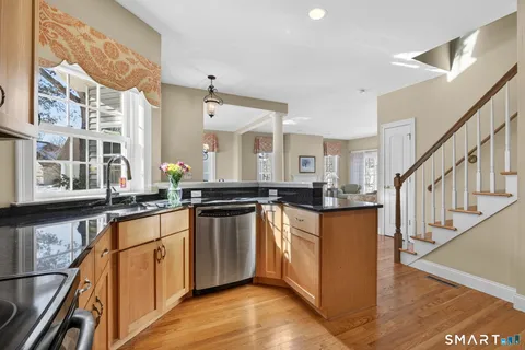 $599,000 | 175 Ferry Road, Unit 4, Old Saybrook, CT 06475