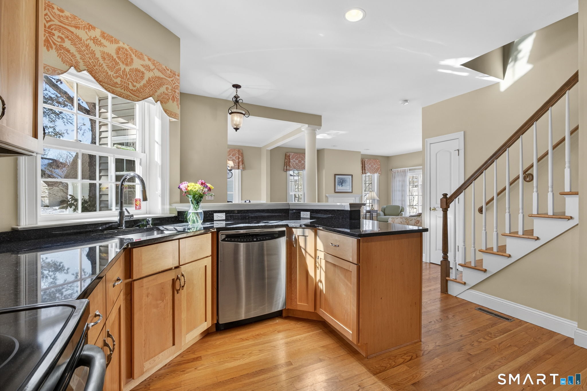 175 Ferry Road, Unit 4 Old Saybrook, CT 06475 - Photo 3 of 37