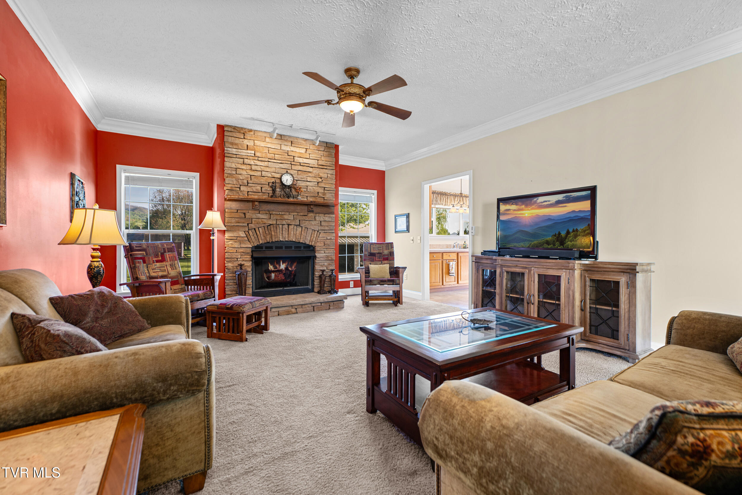 261 Adams Road Mountain City, TN 37683 - Photo 3 of 33 4.28.25_lmc-15