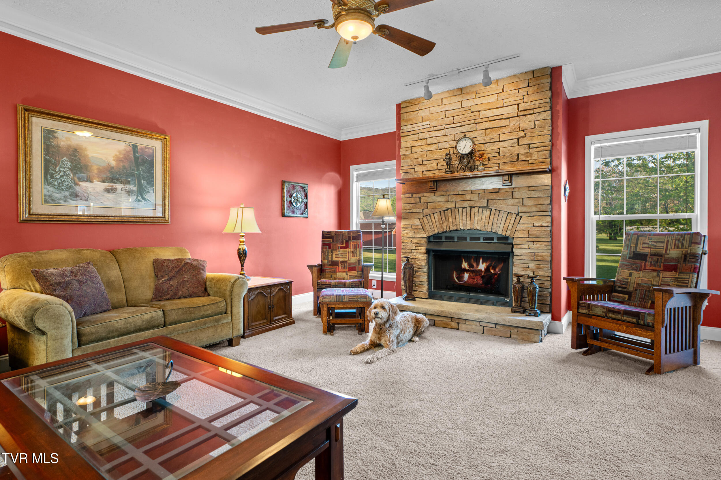 261 Adams Road Mountain City, TN 37683 - Photo 4 of 33 4.28.25_lmc-27
