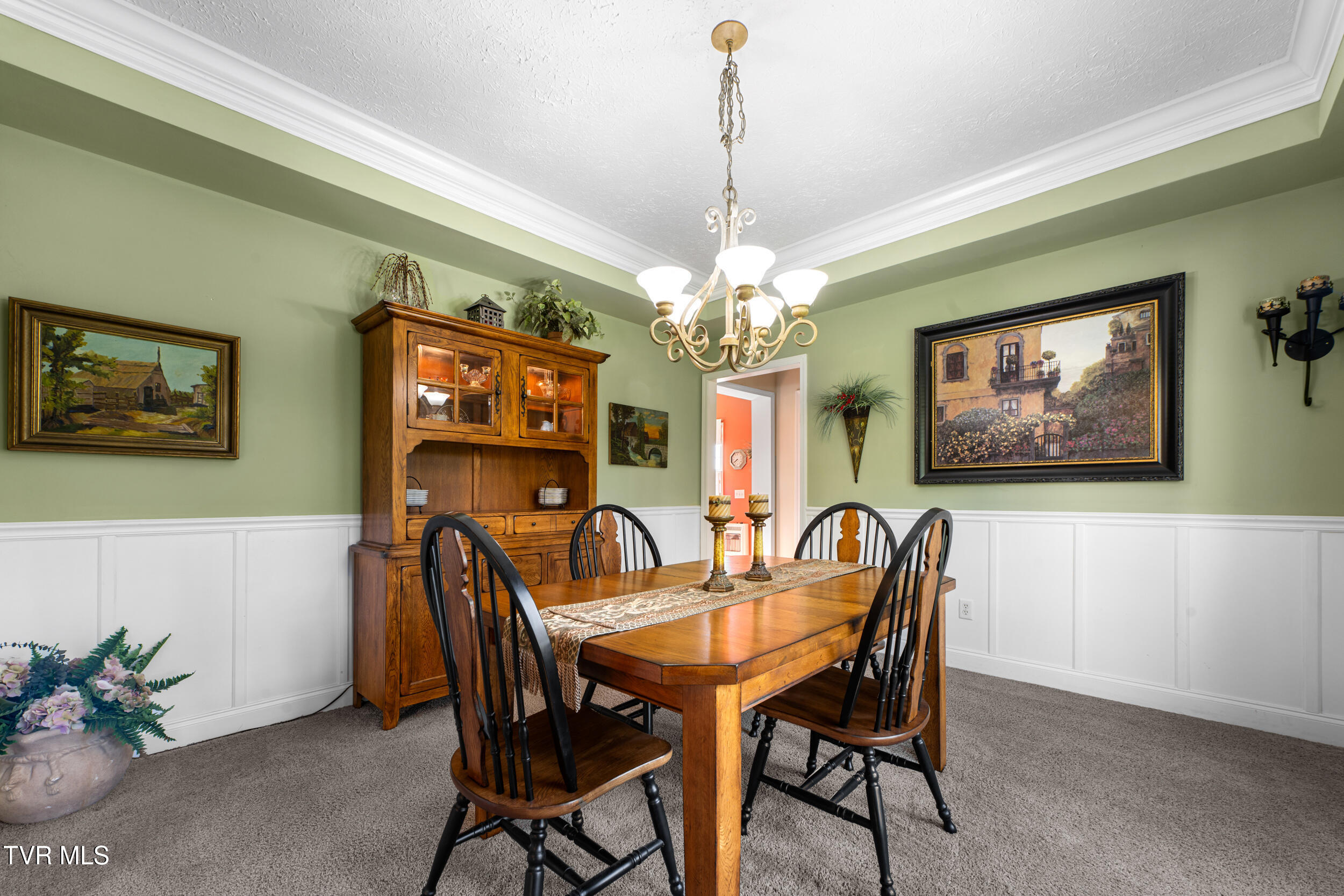 261 Adams Road Mountain City, TN 37683 - Photo 8 of 33 4.28.25_lmc-19