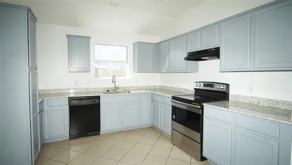 $1,850 | 319 Southeast 13th Street, Grand Prairie, TX 75051