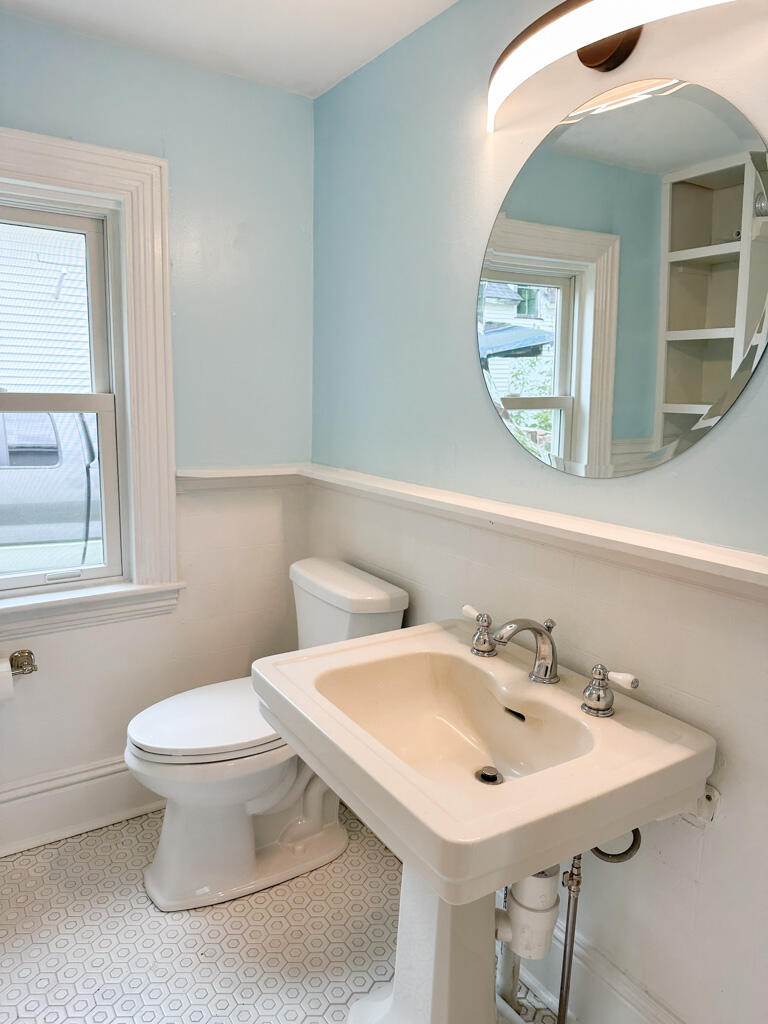 70 Pearl Street Bangor, ME 04401 - Photo 15 of 23 Full Bath