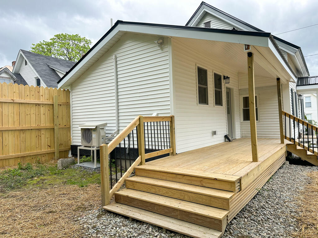 70 Pearl Street Bangor, ME 04401 - Photo 22 of 23 Porch