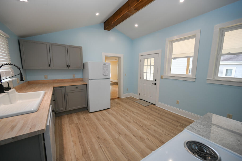 70 Pearl Street Bangor, ME 04401 - Photo 8 of 23 Kitchen