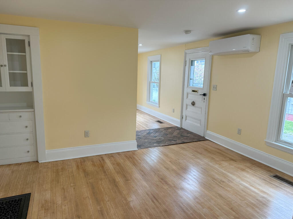 70 Pearl Street Bangor, ME 04401 - Photo 10 of 23 Dining Room
