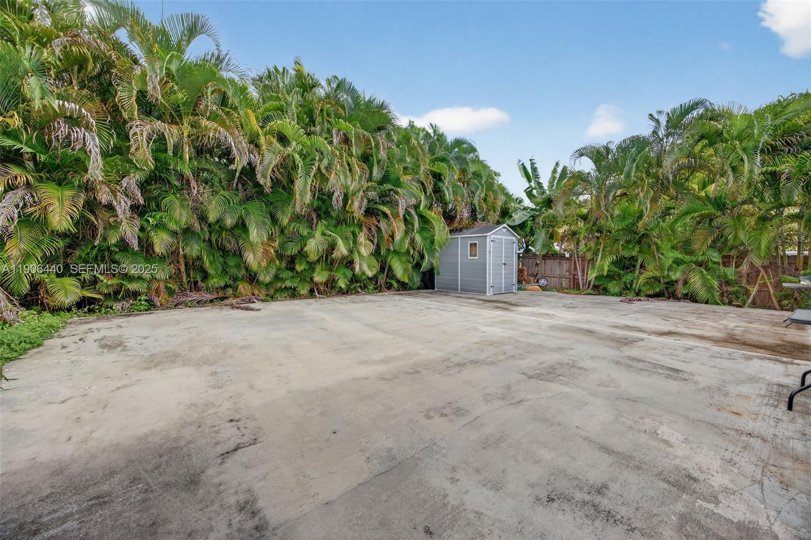 344 Southwest 3rd Street Florida City, FL 33034 - Photo 29 of 35 a view of a yard with a tree
