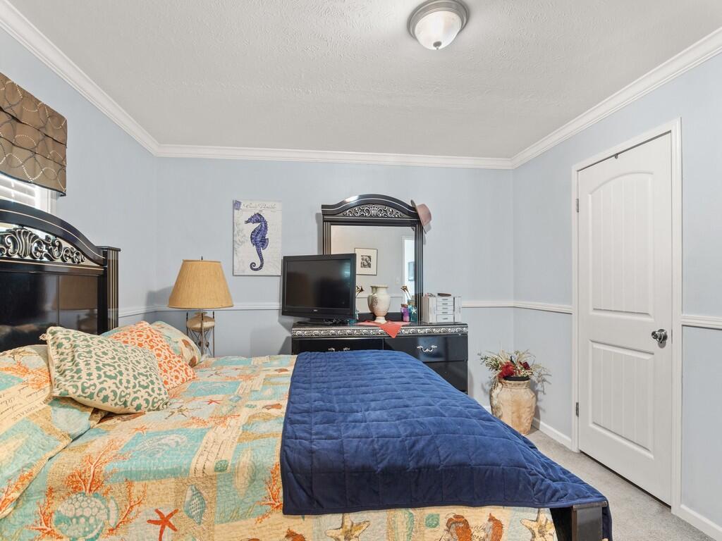 309 Mockingbird Avenue Fort Pierce, FL 34982 - Photo 7 of 22 Owner's Suite and closet