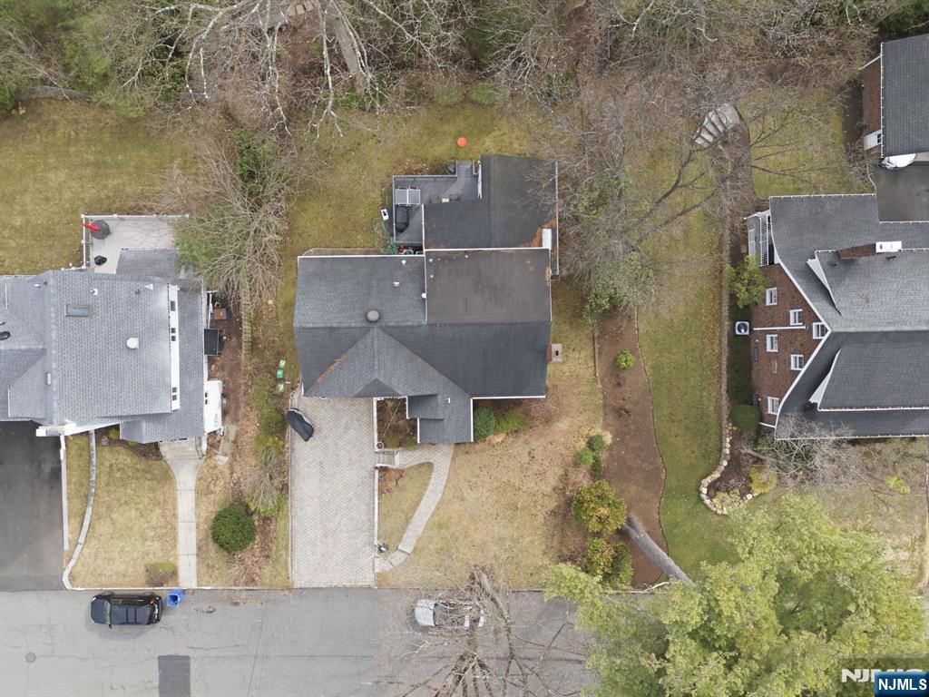 126 Sussex Road Tenafly, NJ 07670 - Photo 49 of 50 an aerial view of residential houses with outdoor space