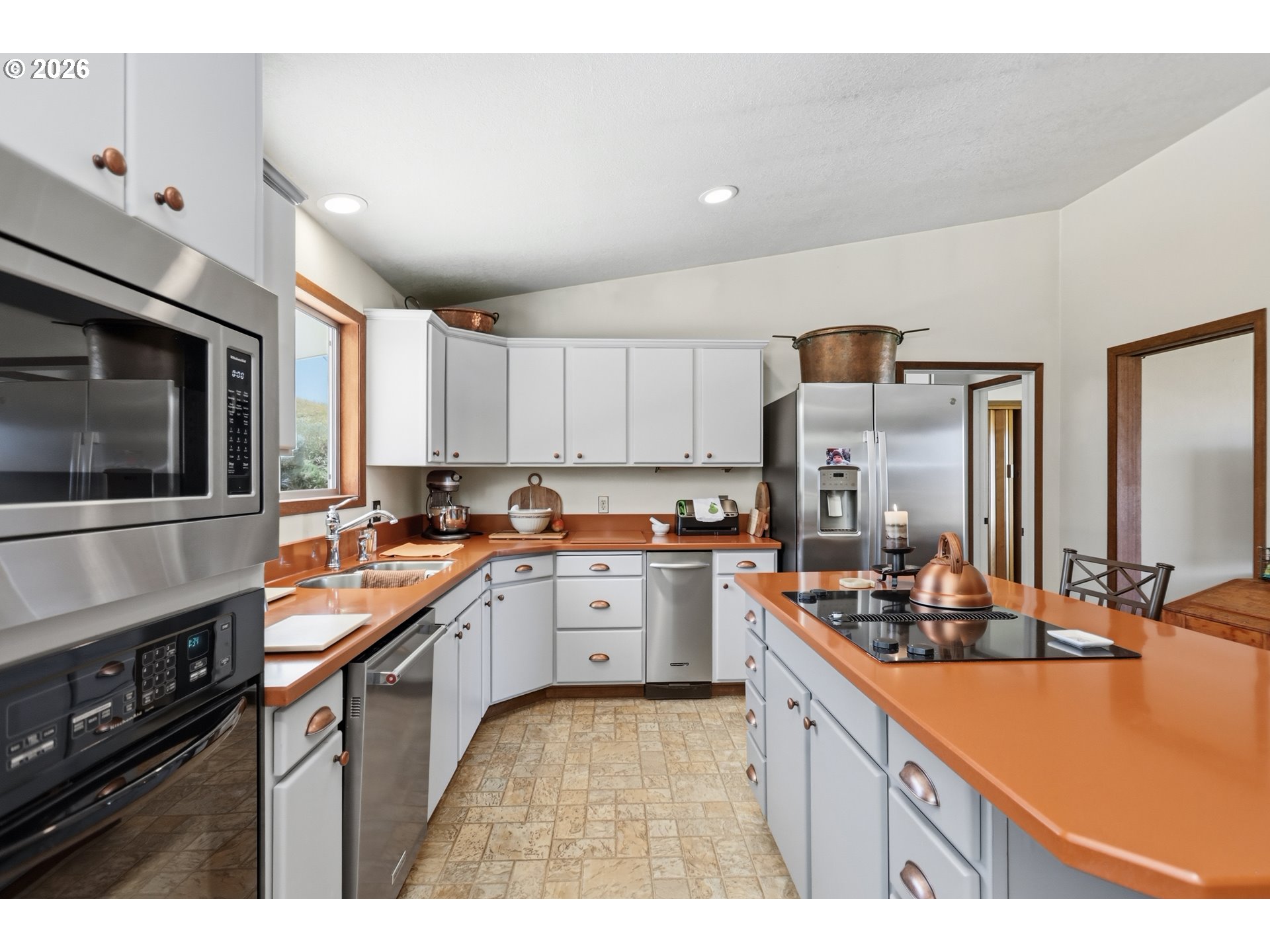 2485 Steele Road The Dalles, OR 97058 - Photo 17 of 48