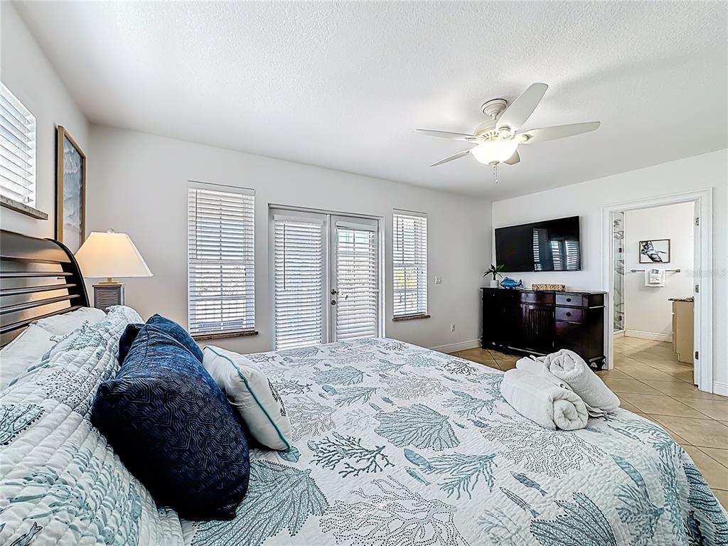 4805 2nd Avenue Holmes Beach, FL 34217 - Photo 38 of 96