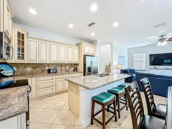 $2,439,000 | 4805 2nd Avenue, Holmes Beach, FL 34217