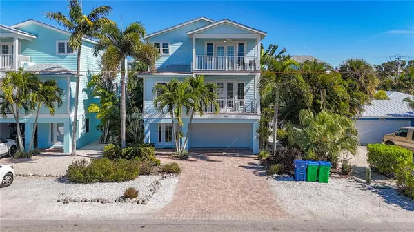 $2,439,000 | 4805 2nd Avenue, Holmes Beach, FL 34217