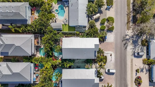 $2,439,000 | 4805 2nd Avenue, Holmes Beach, FL 34217