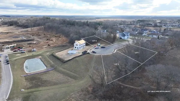 $54,000 | 2920 Bluebird Drive, Portage, WI 53901