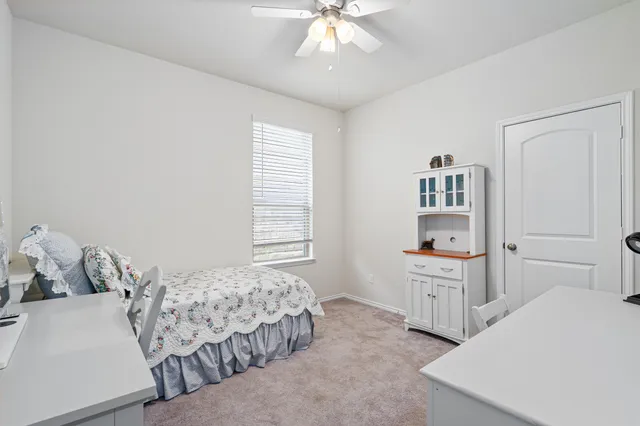 $315,000 | 160 Gunther Way, Taylor, TX 76574