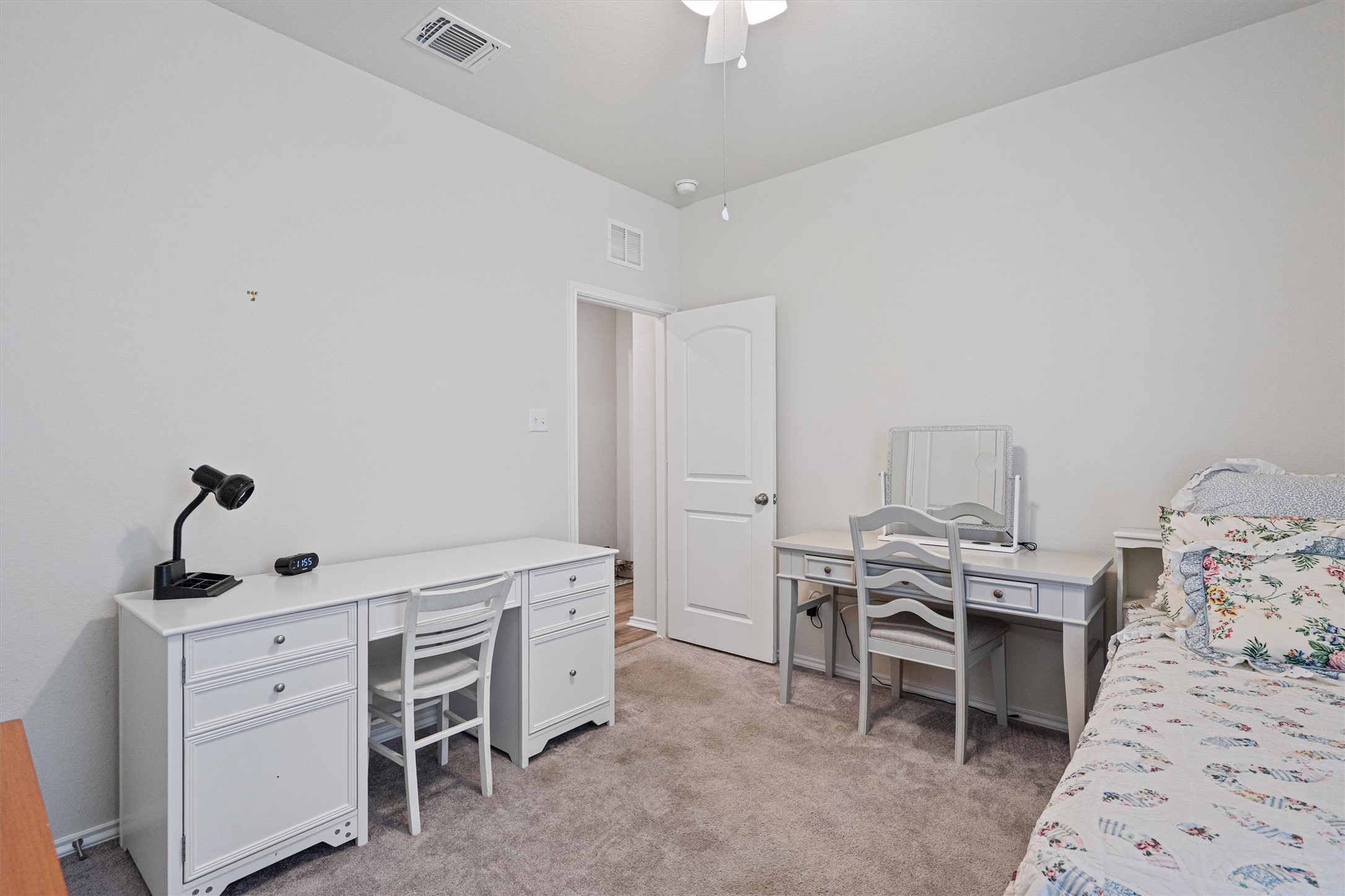 160 Gunther Way Taylor, TX 76574 - Photo 18 of 24 a view of a workspace with furniture