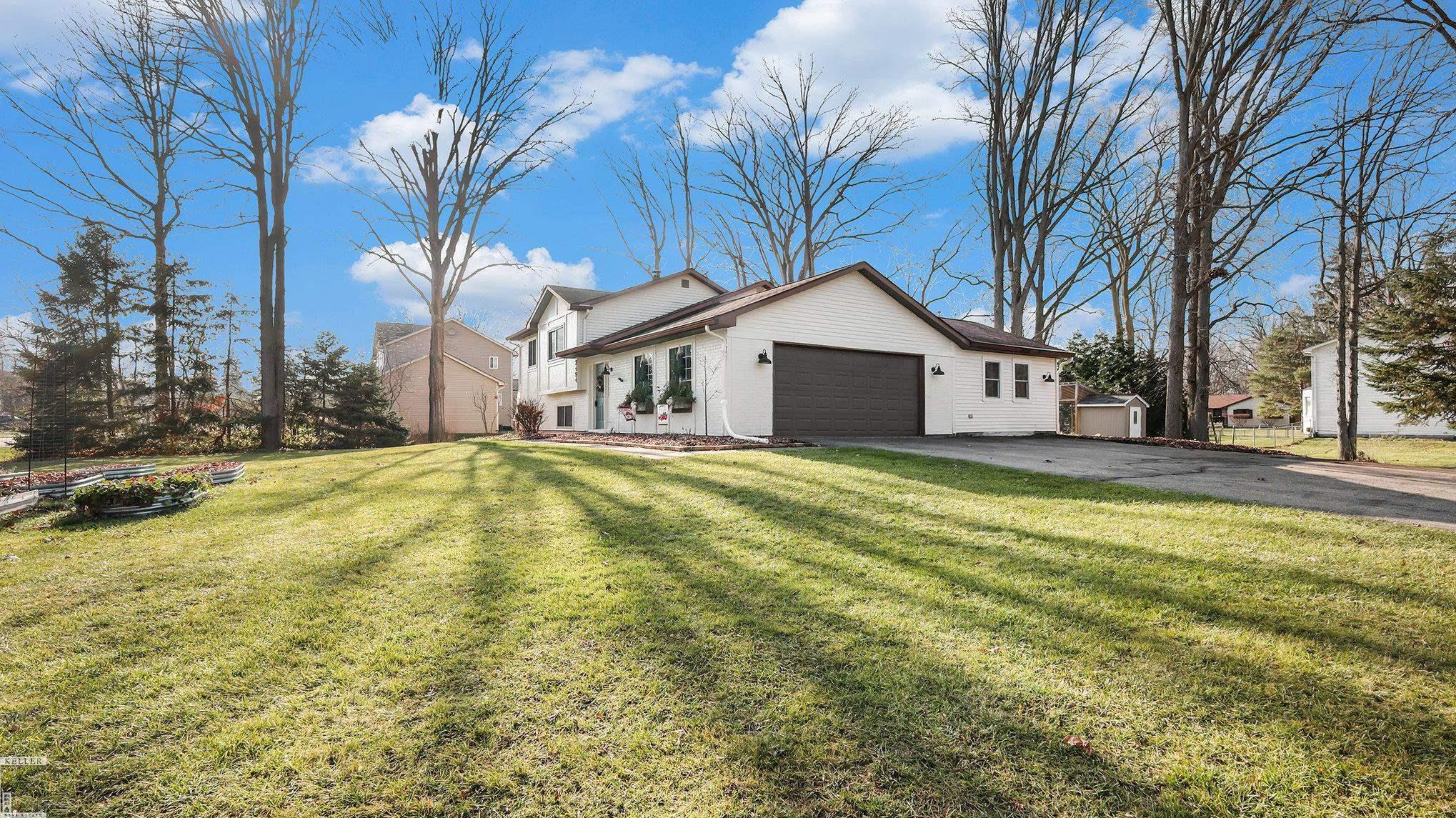 3494 Samuel Avenue Rochester Hills, MI 48309 - Photo 1 of 33
