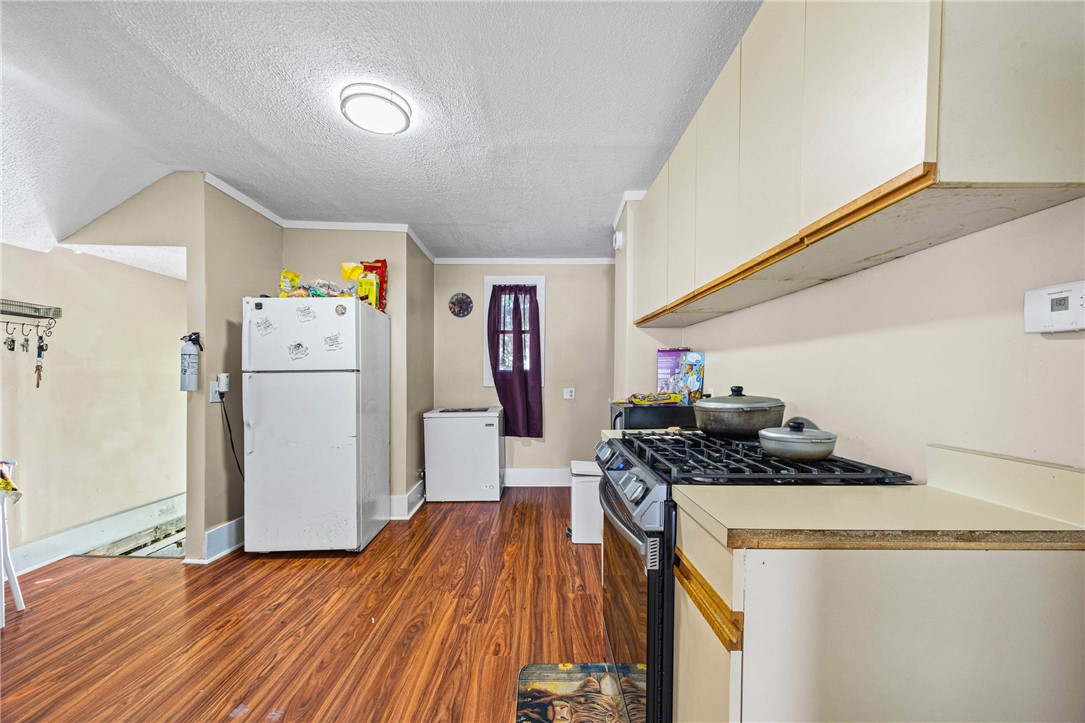 193 Myrtle Street Rochester, NY 14606 - Photo 11 of 21