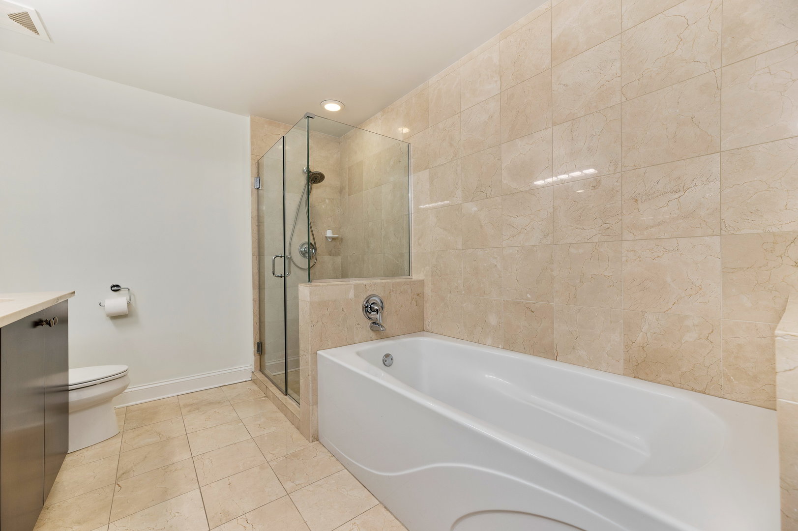 23 North Green Street, Unit 206 Chicago, IL 60607 - Photo 11 of 20