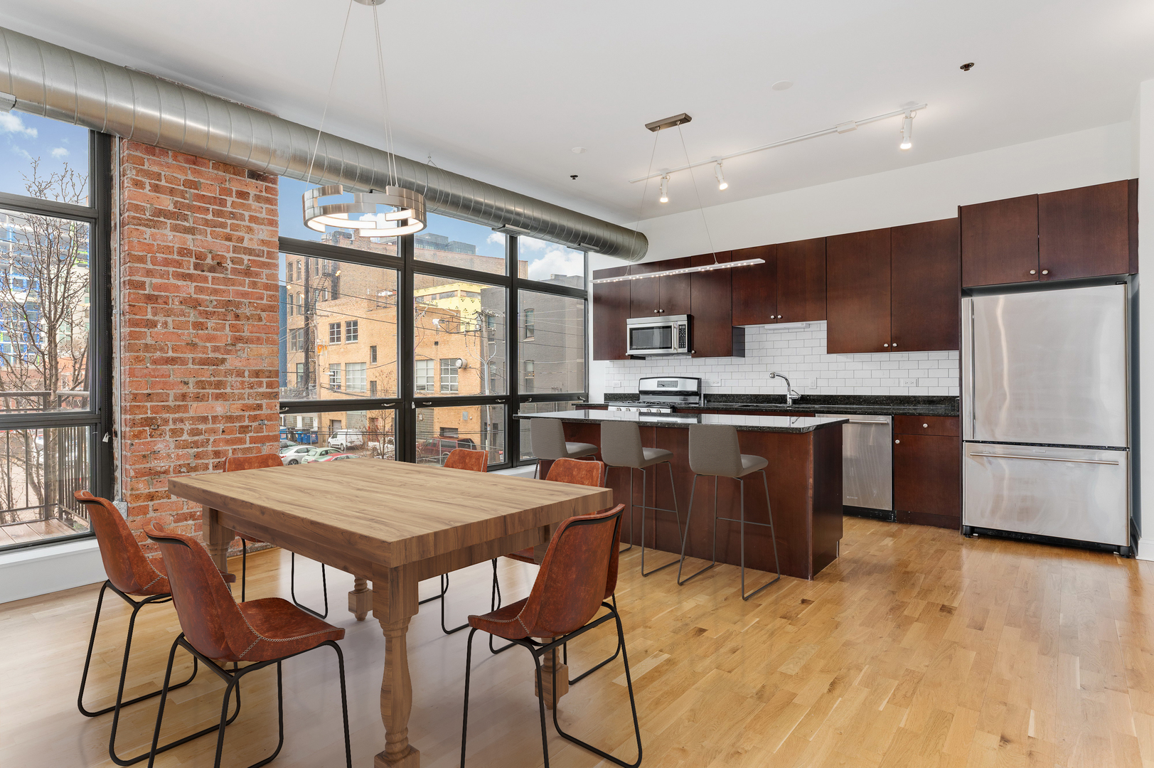 23 North Green Street, Unit 206 Chicago, IL 60607 - Photo 3 of 20