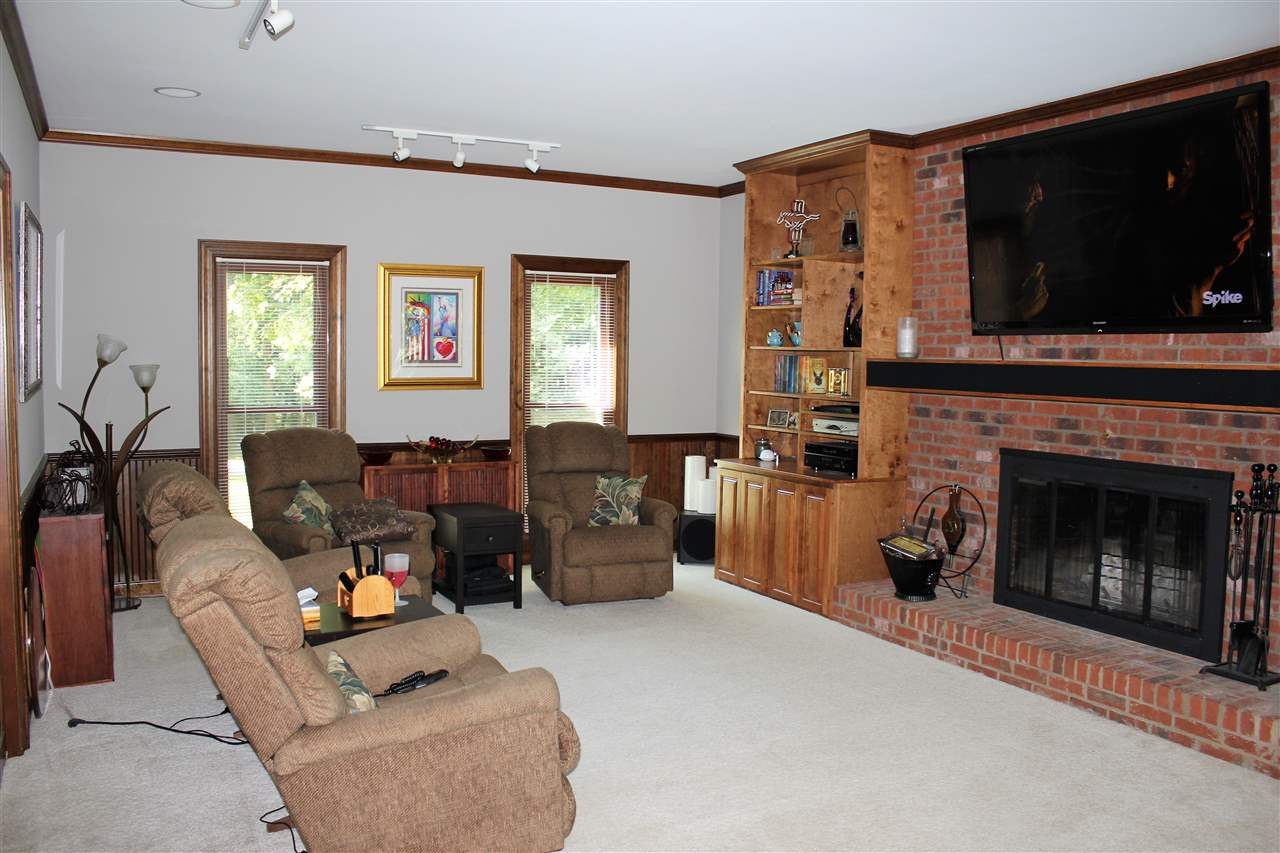 9504 Springdale Drive Raleigh, NC 27613 - Photo 3 of 25 View of Living Room Toward Front of Home
