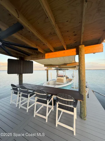 $975,000 | 3809 Indian River Drive, Cocoa, FL 32926