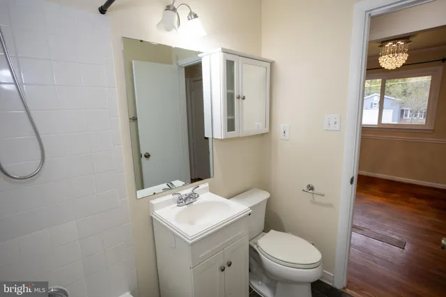 $3,842 | 5914 Ridge View Drive, Alexandria, VA 22310