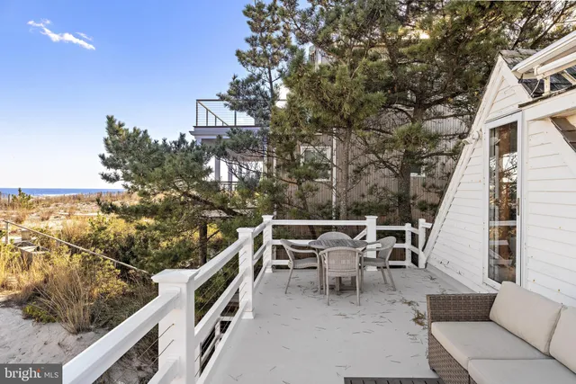 $4,499,000 | 6 North 4th Street, Surf City, NJ 08008