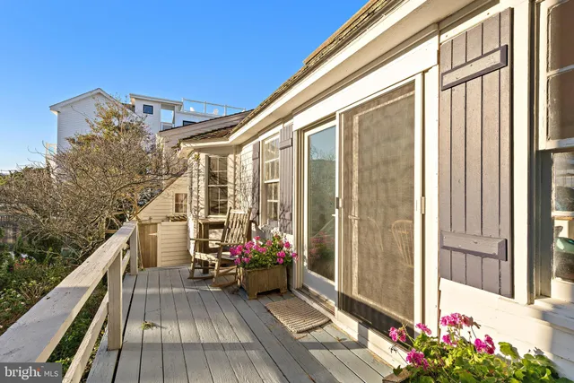 $4,499,000 | 6 North 4th Street, Surf City, NJ 08008