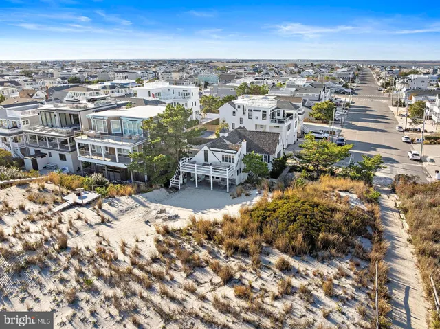 $4,499,000 | 6 North 4th Street, Surf City, NJ 08008