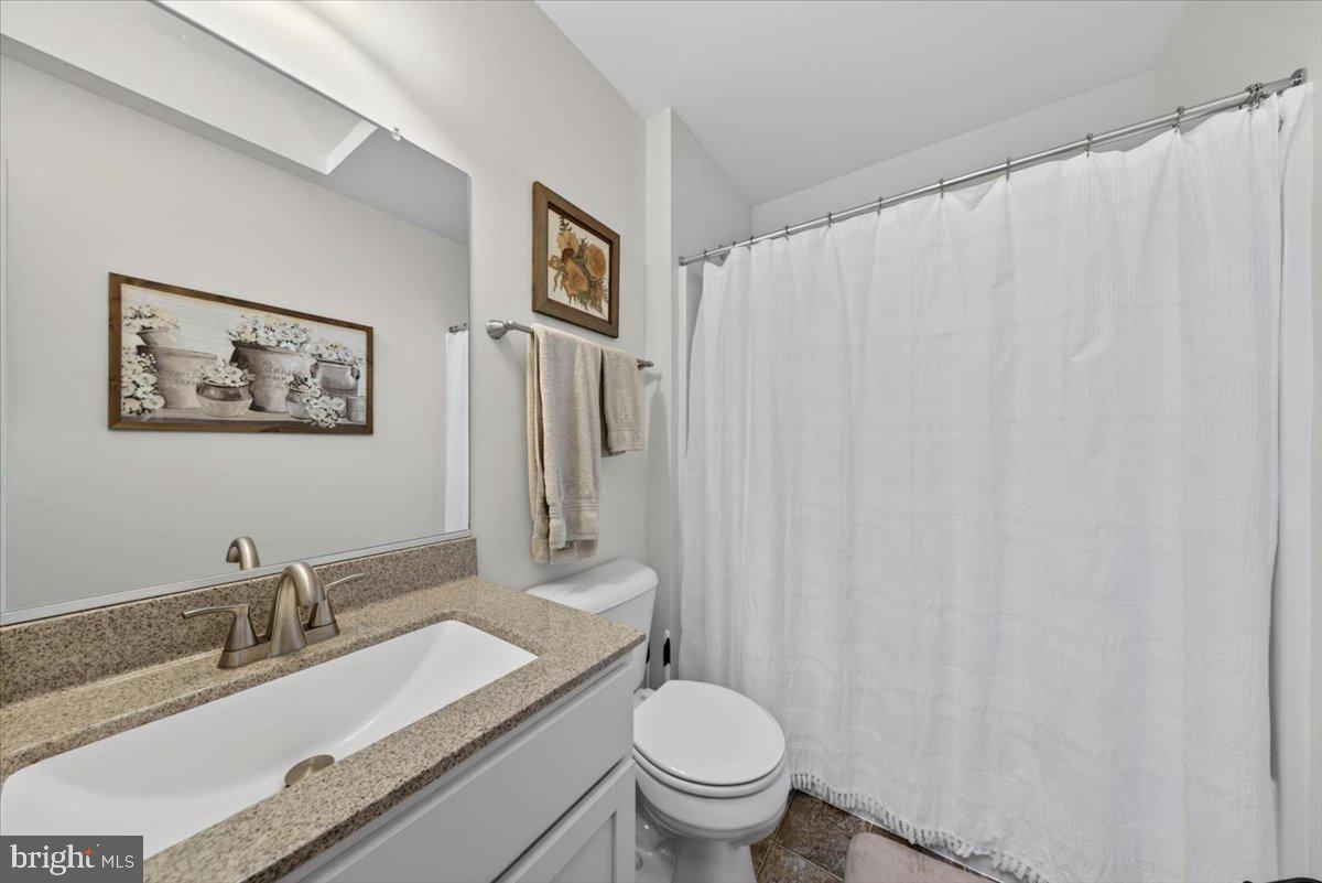 844 Manchester Road Bumpass, VA 23024 - Photo 41 of 65 Bathroom 2