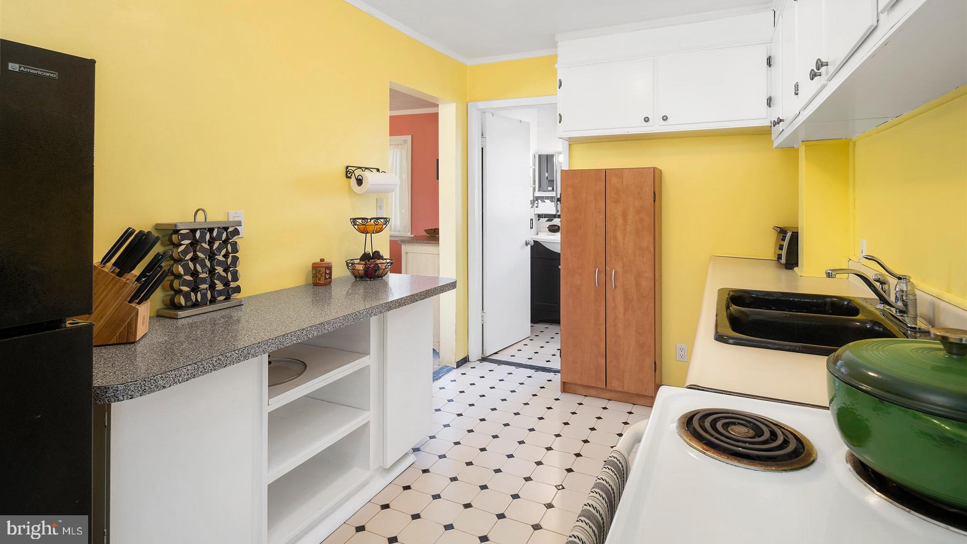 182 Flock Road Hamilton, NJ 08619 - Photo 16 of 34