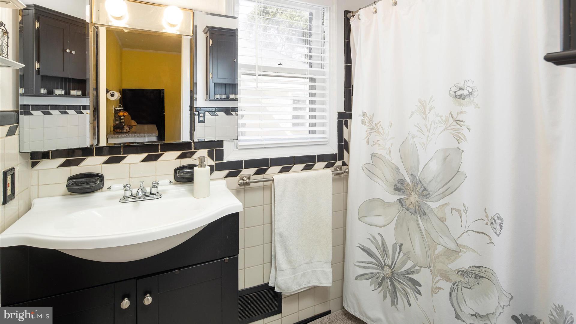 182 Flock Road Hamilton, NJ 08619 - Photo 17 of 34